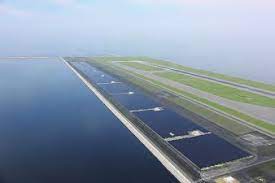 مزارع الطاقة الشمسية في مطار كانساي قادرة على توليد 11.6 ميغاواط من الطاقة