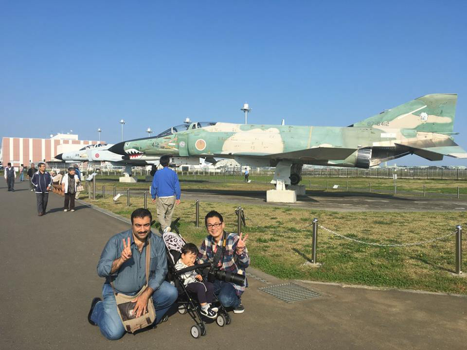مع صديقي ناكاغاوا مقابل طائرات الفانتوم اليابانية
