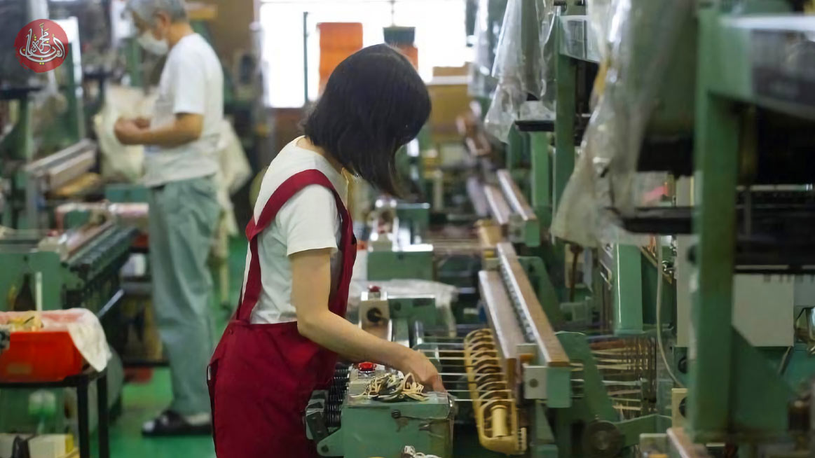 اليابان تدرس السماح للعمال الأجانب بالبقاء لمدة مفتوحة